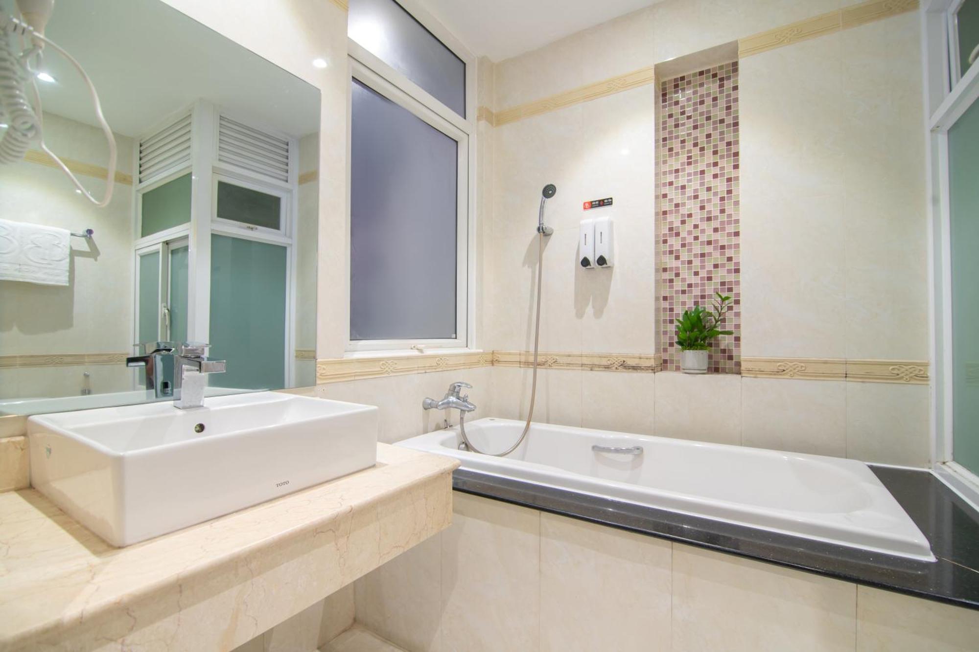 Bin Bin Hotel 6 - Near Secc D7 Ho Chi Minh-byen Eksteriør bilde